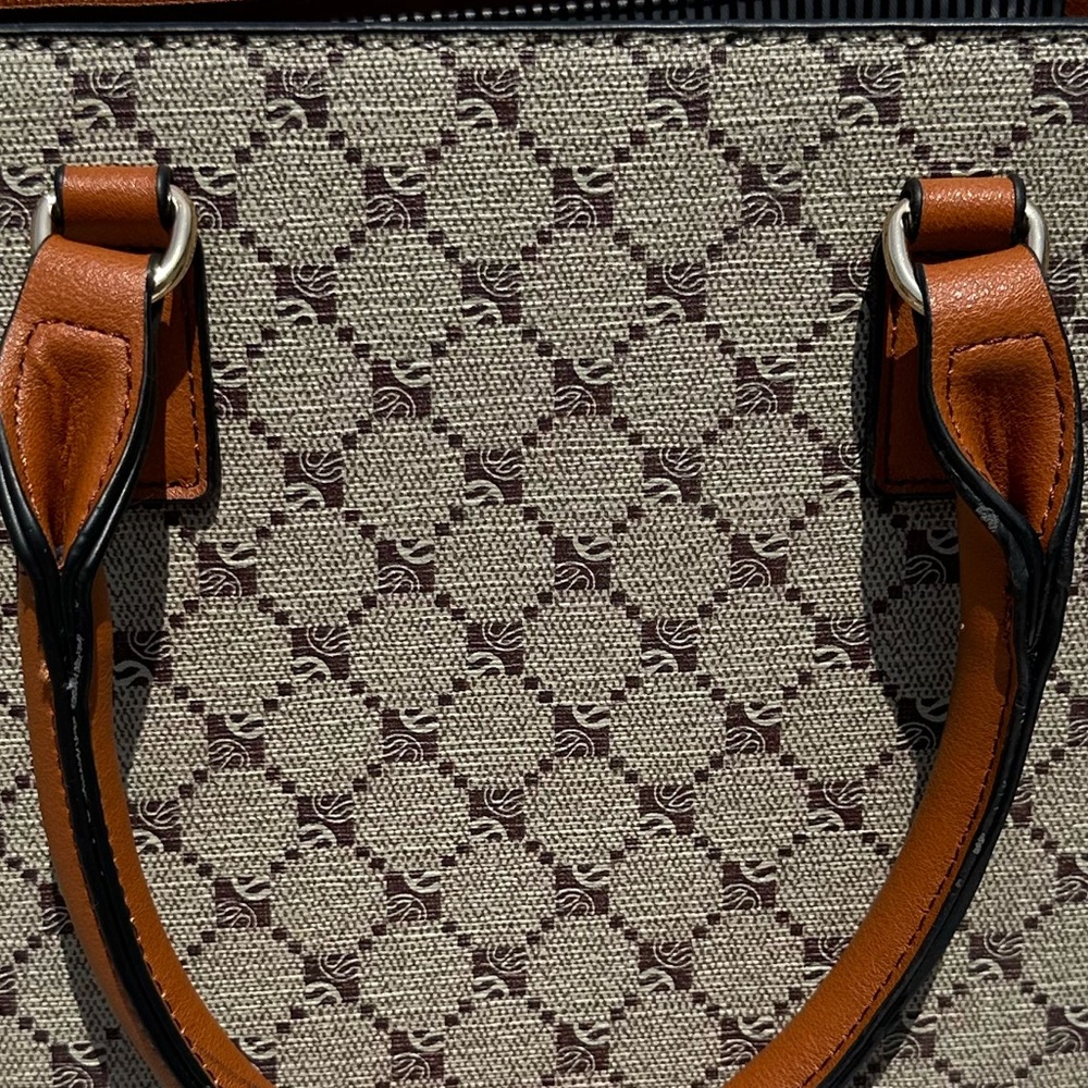 Purse - Picture 6 of 6